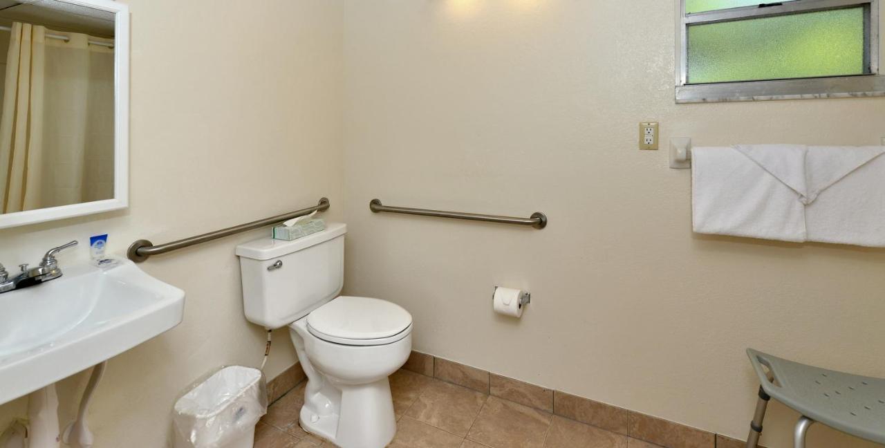 Americas Best Value Inn Bradenton-Sarasota Εξωτερικό φωτογραφία
