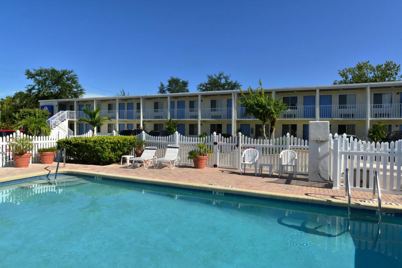 Americas Best Value Inn Bradenton-Sarasota Εξωτερικό φωτογραφία